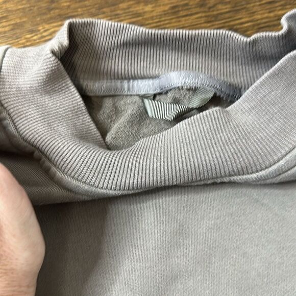 Lululemon Chill On Pullover in Carbon Dust - Size 12 - Picture 8 of 11